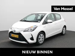 Wit Gebruikt 2020 Toyota Yaris Hybrid Active Hatchback | € 15.900 (Eerlijke prijs)
