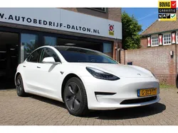 Wit, metallic lak Gebruikt 2019 Tesla Model 3 Long Range Sedan | € 25.950 (Eerlijke prijs)
