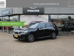 Zwart Gebruikt 2024 BMW iX1 M Sport SUV | € 36.900 (Eerlijke prijs)