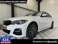 Wit Gebruikt 2022 BMW 330 Shadowline Stationwagen | € 31.995 (Super prijs)