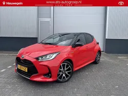 Rood Gebruikt 2021 Toyota Yaris Edition Hatchback | € 22.750 (Eerlijke prijs)