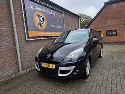 Zwart Gebruikt 2011 Renault Scénic III Dynamique MPV | € 1.245