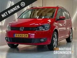 Rood Gebruikt 2013 VW Touran Highline MPV | € 8.490 (Eerlijke prijs)