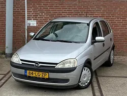 Grijs, metallic lak Gebruikt 2003 Opel Corsa Njoy Hatchback | € 1.550 (Eerlijke prijs)
