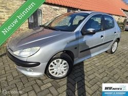 Grijs Gebruikt 2000 Peugeot 206 Hatchback | € 1.250 (Eerlijke prijs)