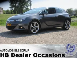 Grijs, metallic lak Gebruikt 2011 Opel Astra GTC Sport Hatchback | € 5.950 (Eerlijke prijs)