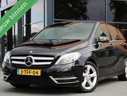 Zwart Gebruikt 2014 Mercedes B180 Prestige MPV | € 11.950 (Eerlijke prijs)