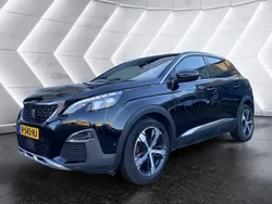Zwart Gebruikt 2017 Peugeot 3008 GT-line SUV | € 18.940 (Eerlijke prijs)