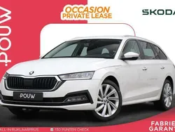 Wit Gebruikt 2024 Skoda Octavia Business Line Stationwagen | € 34.450 (Eerlijke prijs)
