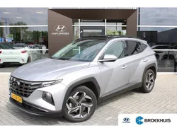 Shimmering silver metallic (grijs mica) Gebruikt 2021 Hyundai Tucson Premium SUV | € 29.400 (Eerlijke prijs)