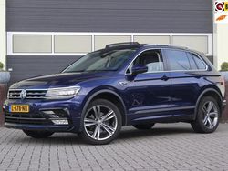 Blauw (metallic) Gebruikt 2017 VW Tiguan Highline SUV | € 24.900 (Iets duurder)