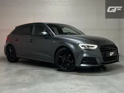 Grijs Gebruikt 2020 Audi A3 Sportback Black Edition Hatchback | € 21.950 (Goede deal)