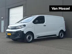 Wit Nieuw 2025 Opel Vivaro-e Combi Van | € 33.940 (Goede deal)