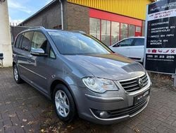 Grijs Gebruikt 2009 VW Touran Highline MPV | € 5.999 (Eerlijke prijs)
