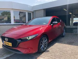 Rood Gebruikt 2020 Mazda 3 Hatchback | € 18.950 (Eerlijke prijs)