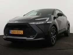 Zwart Gebruikt 2024 Toyota C-HR SUV | € 33.445 (Super prijs)