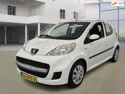 Wit Gebruikt 2010 Peugeot 107 Hatchback | € 2.600 (Eerlijke prijs)