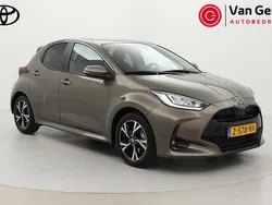 Groen Gebruikt 2024 Toyota Yaris Hybrid Edition Hatchback | € 25.499 (Eerlijke prijs)