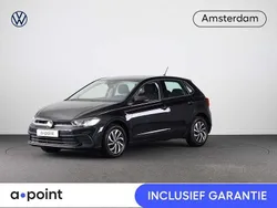 Zwart, metallic lak Gebruikt 2022 VW Polo Life Hatchback | € 18.249 (Goede deal)