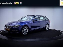 Blauw Gebruikt 2019 BMW 318 Luxury Line Stationwagen | € 20.950 (Goede deal)