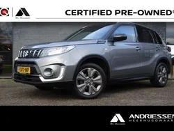 Grijs, metallic lak Gebruikt 2022 Suzuki Vitara Style SUV | € 21.950 (Goede deal)