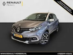 Grijs metallic Gebruikt 2017 Renault Captur Intens SUV | € 10.850 (Eerlijke prijs)