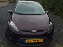 Rood Gebruikt 2010 Ford Fiesta Limited Hatchback | € 2.500 (Iets duurder)