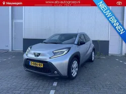 Grijs Gebruikt 2023 Toyota Aygo Hatchback | € 20.500 (Eerlijke prijs)
