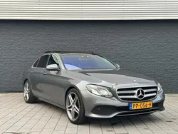 Grijs Gebruikt 2016 Mercedes E220 AMG line Sedan | € 16.950 (Super prijs)