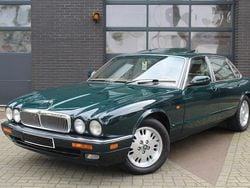 Groen Gebruikt 1995 Jaguar XJ6 Sovereign Sedan | € 10.500