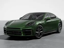 Oak groen metallic neo Gebruikt 2024 Porsche Panamera Turbo E-Hybrid Sedan | € 237.950