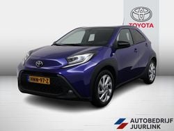 Blauw Gebruikt 2024 Toyota Aygo Premium Hatchback | € 18.399 (Eerlijke prijs)