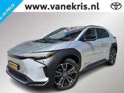 Grijs, metallic lak Gebruikt 2024 Toyota bZ4X Premium SUV | € 39.999 (Eerlijke prijs)