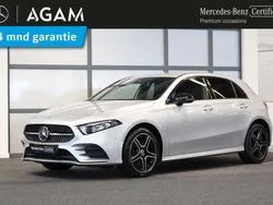 Grijs, metallic lak Gebruikt 2022 Mercedes A250 Business Hatchback | € 31.450 (Eerlijke prijs)