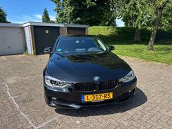 Zwart Gebruikt 2013 BMW 318 Executive Sedan | € 12.000