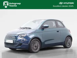 Groen, metallic lak Gebruikt 2022 Fiat 500e Icon Hatchback | € 16.950 (Goede deal)