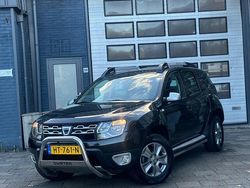 Zwart Gebruikt 2016 Dacia Duster Lauréate SUV | € 7.895 (Goede deal)