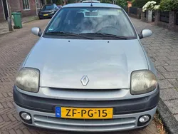 Zilver Gebruikt 1999 Renault Clio II Hatchback | € 650 (Super prijs)