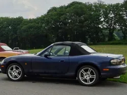Blauw Gebruikt 2003 Mazda MX5 Exclusive Cabriolet | € 4.500 (Eerlijke prijs)