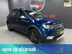 Blauw Gebruikt 2017 Dacia Sandero Stepway Hatchback | € 10.880 (Eerlijke prijs)
