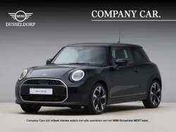 Zwart Gebruikt 2025 Mini Cooper Favoured Hatchback | € 40.950