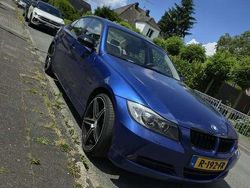 Blauw Gebruikt 2007 BMW 320 Sedan | € 6.500 (Eerlijke prijs)