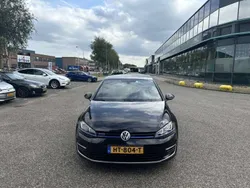 Zwart Gebruikt 2015 VW Golf VII GTE Stationwagen | € 11.000 (Eerlijke prijs)
