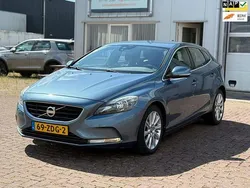 Blauw Gebruikt 2012 Volvo V40 Momentum Stationwagen | € 5.300 (Eerlijke prijs)