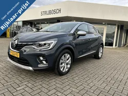 Twotone bleu marine / gris hi Gebruikt 2022 Renault Captur Intens SUV | € 22.940 (Duur)