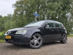 Zwart Gebruikt 2004 VW Golf IV Sportline Hatchback | € 1.399 (Duur)