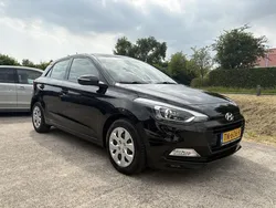 Zwart Gebruikt 2018 Hyundai i20 Comfort Hatchback | € 12.945 (Eerlijke prijs)