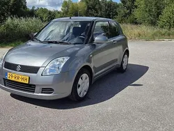 Zilver Gebruikt 2005 Suzuki Swift GLS Hatchback | € 4.800 (Eerlijke prijs)