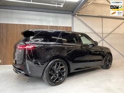 Zwart, metallic lak Gebruikt 2023 Land Rover Range Rover Sport SE Dynamic SUV | € 124.999