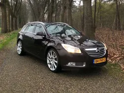 Bruin Gebruikt 2011 Opel Insignia Cosmo Stationwagen | € 4.500 (Goede deal)
